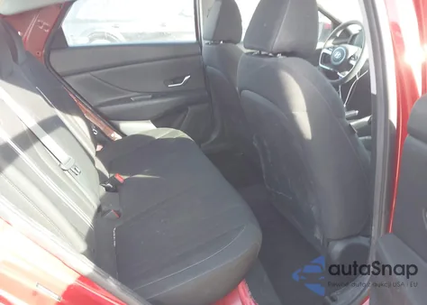 2022 Hyundai Elantra Sel z USA, uszkodzony, nr VIN 5NPLM4AG4NH076545